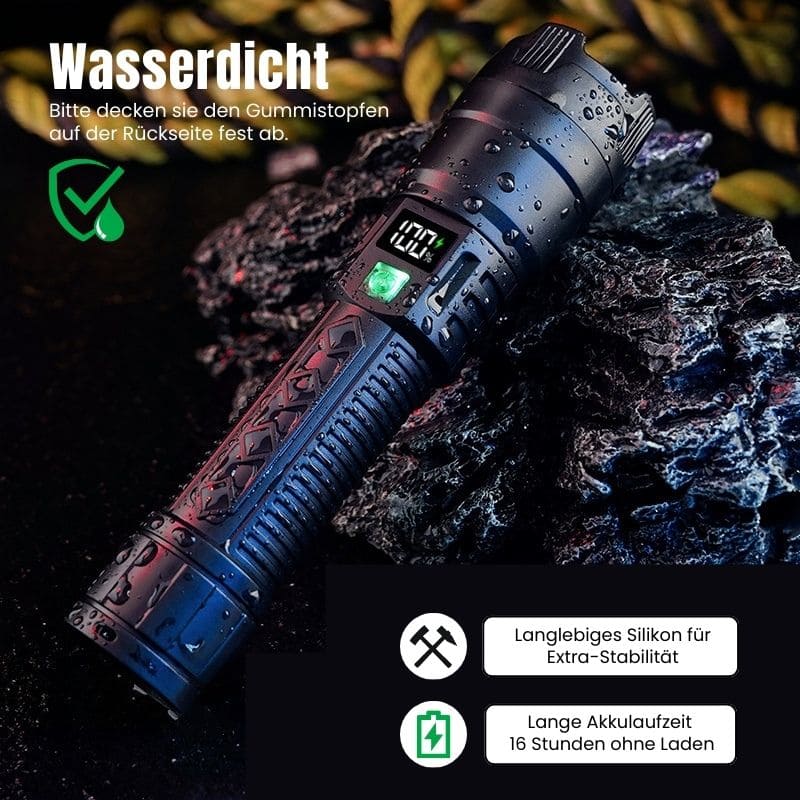 Watchbutton LED Taschenlampe – Frontansicht mit 2000 Lumen / Lichtstärke mit SOS-Lichtmodus für Notfälle